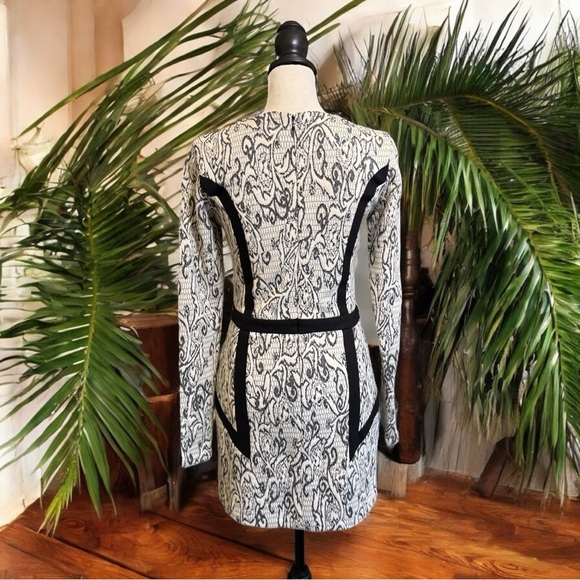 Parker Blanche Sheath Dress – Black & White Ponte Knit Jacquard – Size L - Picture 5 of 16